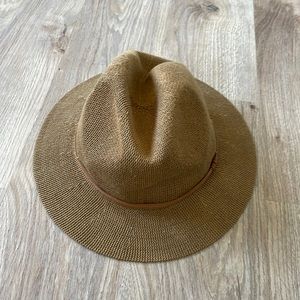 Anthropologie Wyeth hat